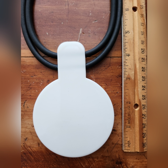 Reversible Black and White Statement Necklace - Picture 10 of 16